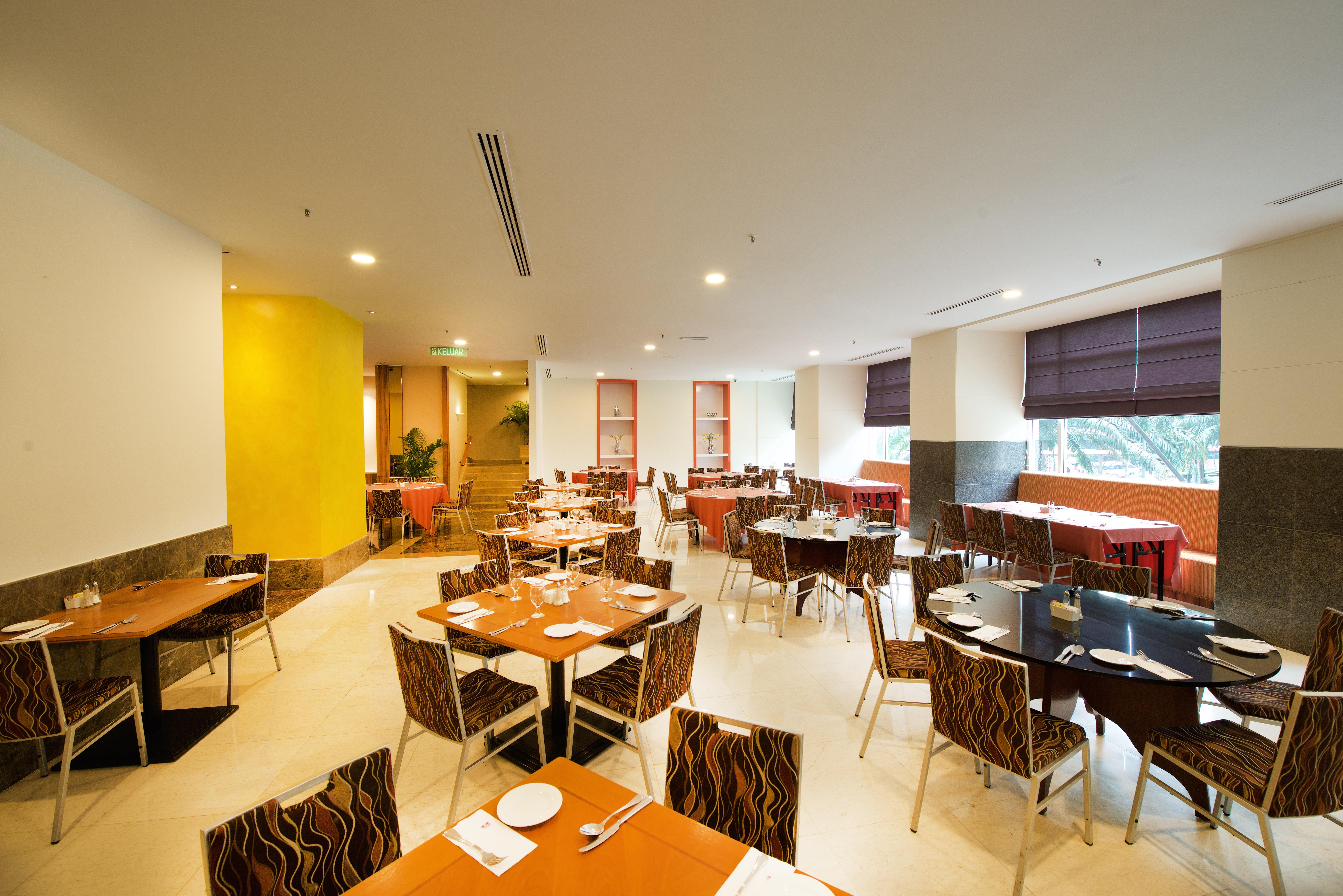 Hotel Royal Куала-Лумпур Экстерьер фото