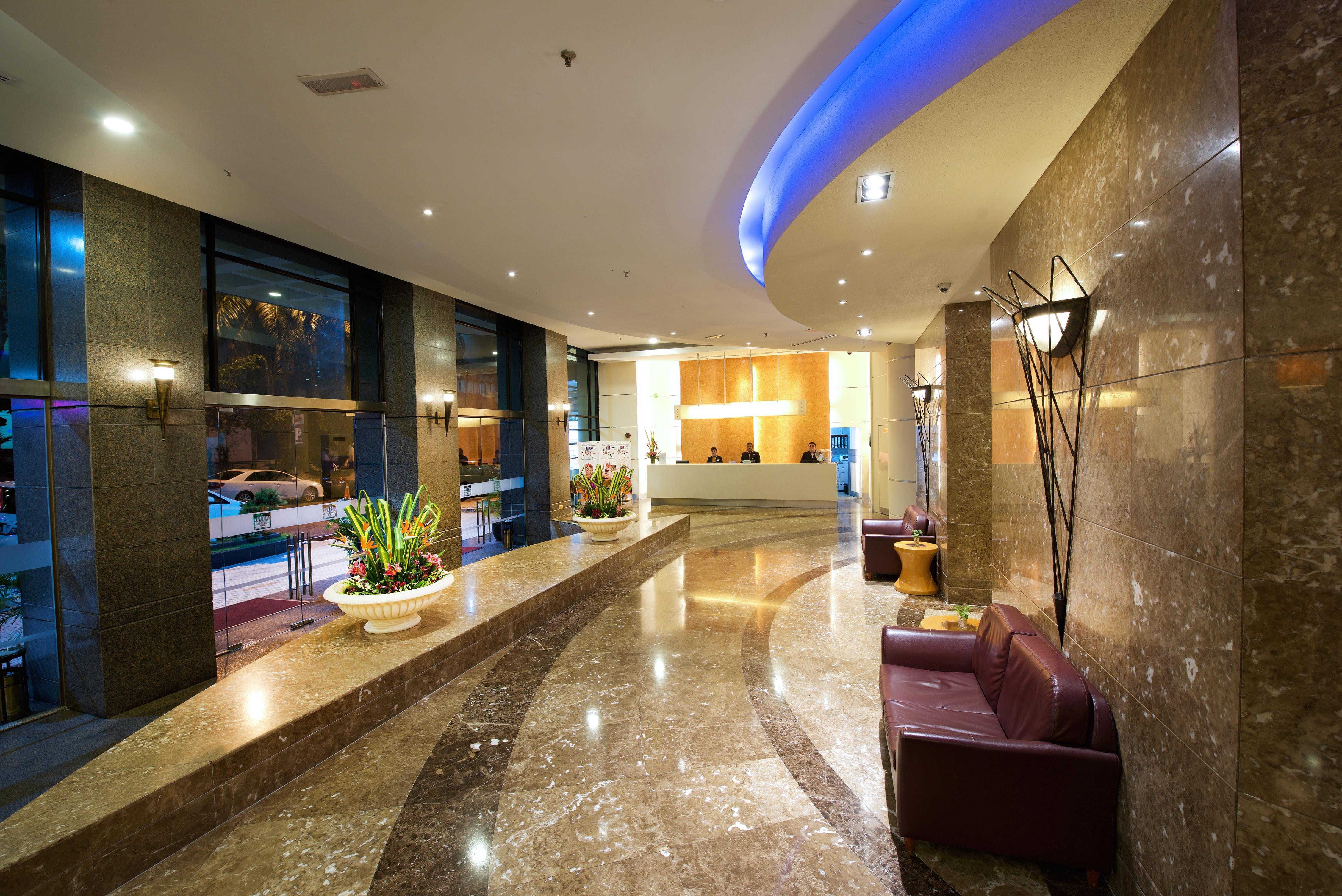 Hotel Royal Куала-Лумпур Экстерьер фото
