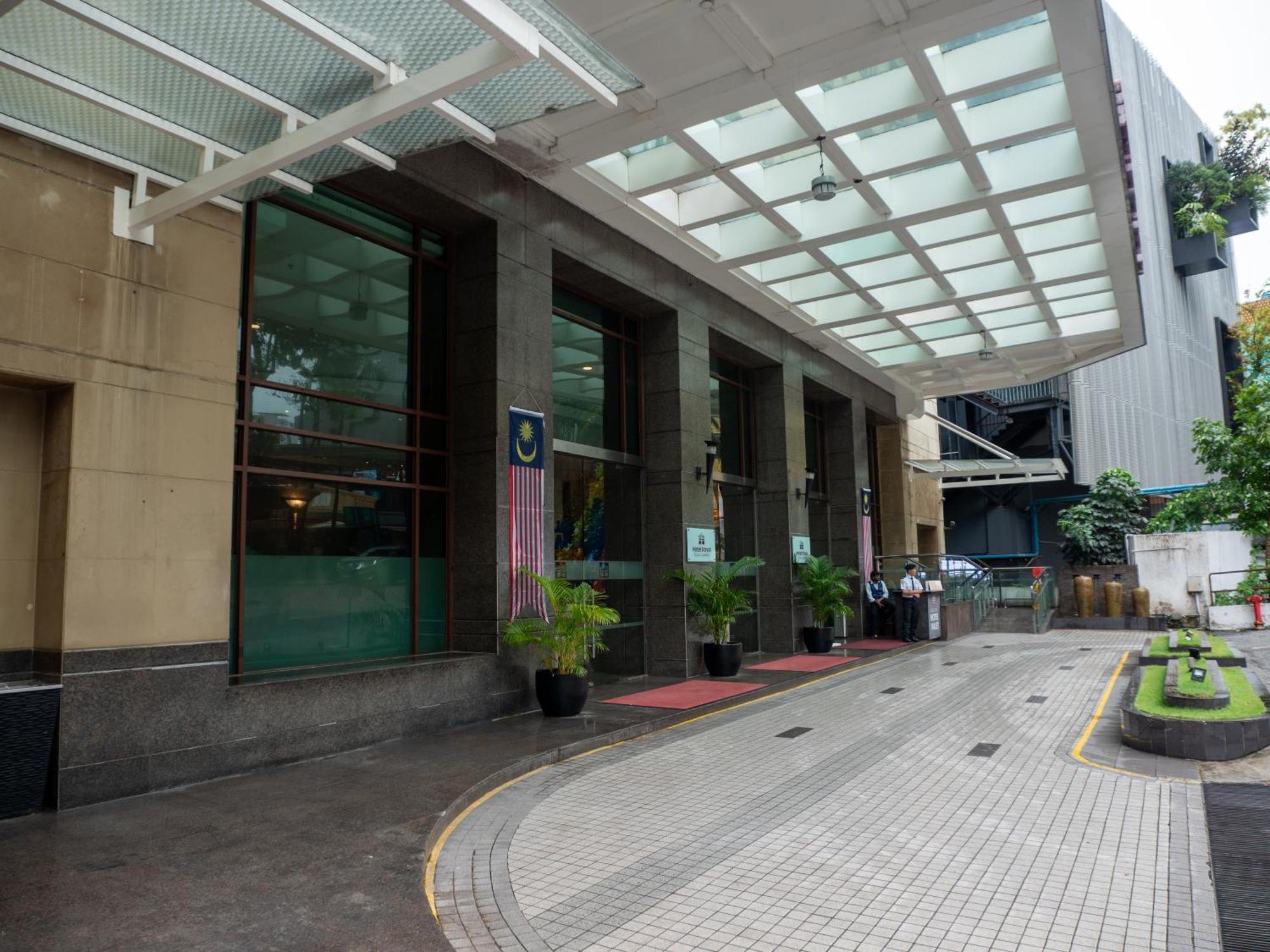 Hotel Royal Куала-Лумпур Экстерьер фото