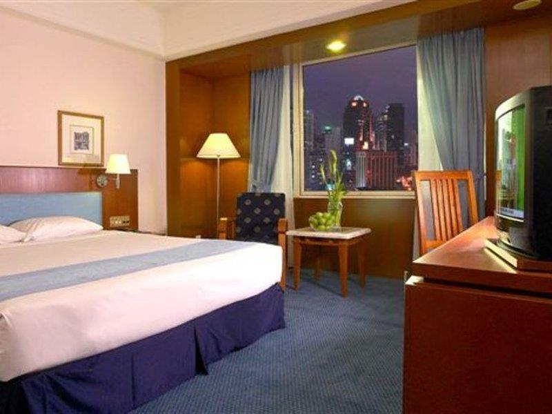 Hotel Royal Куала-Лумпур Экстерьер фото
