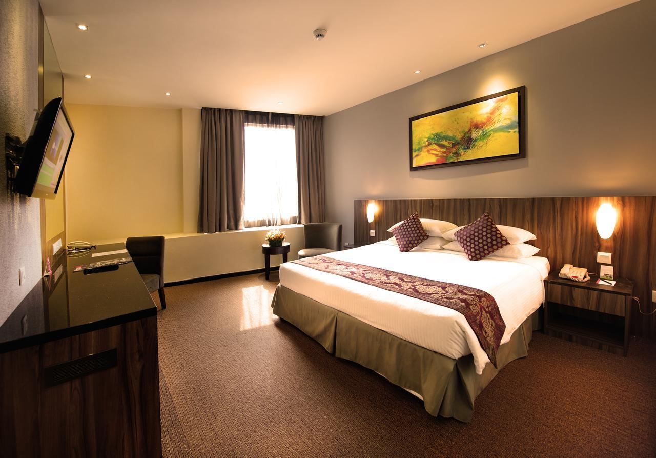 Hotel Royal Куала-Лумпур Экстерьер фото